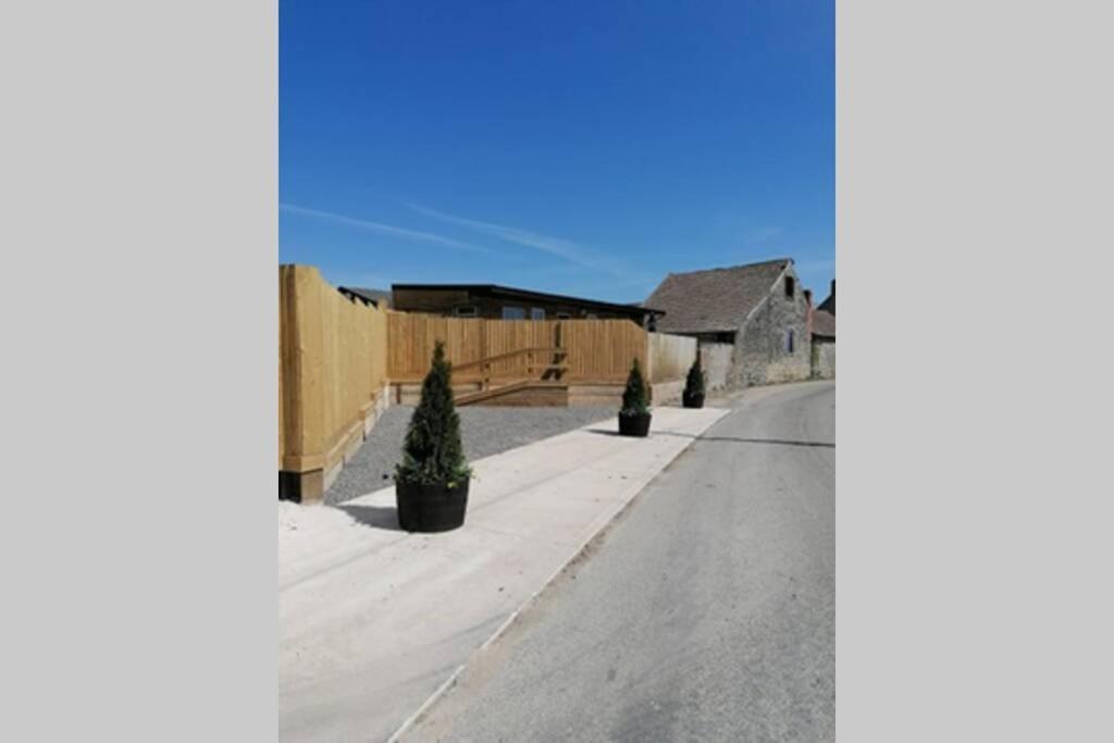Featheredge Corner Lodge Wells Exteriör bild