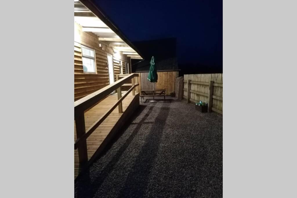 Featheredge Corner Lodge Wells Exteriör bild